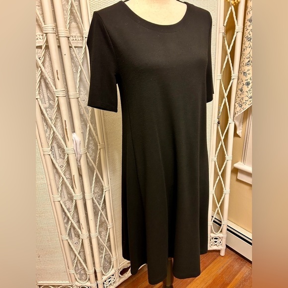 Loft Black Tee Shirt Dress Crew Neck Short Sleeve Comfy Stretch  size Medium - Picture 9 of 15